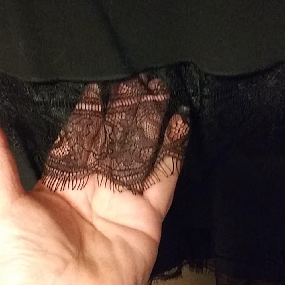 NWOT INSIGHT BLACK LACE RUFFLE SKIRT - Picture 4 of 8